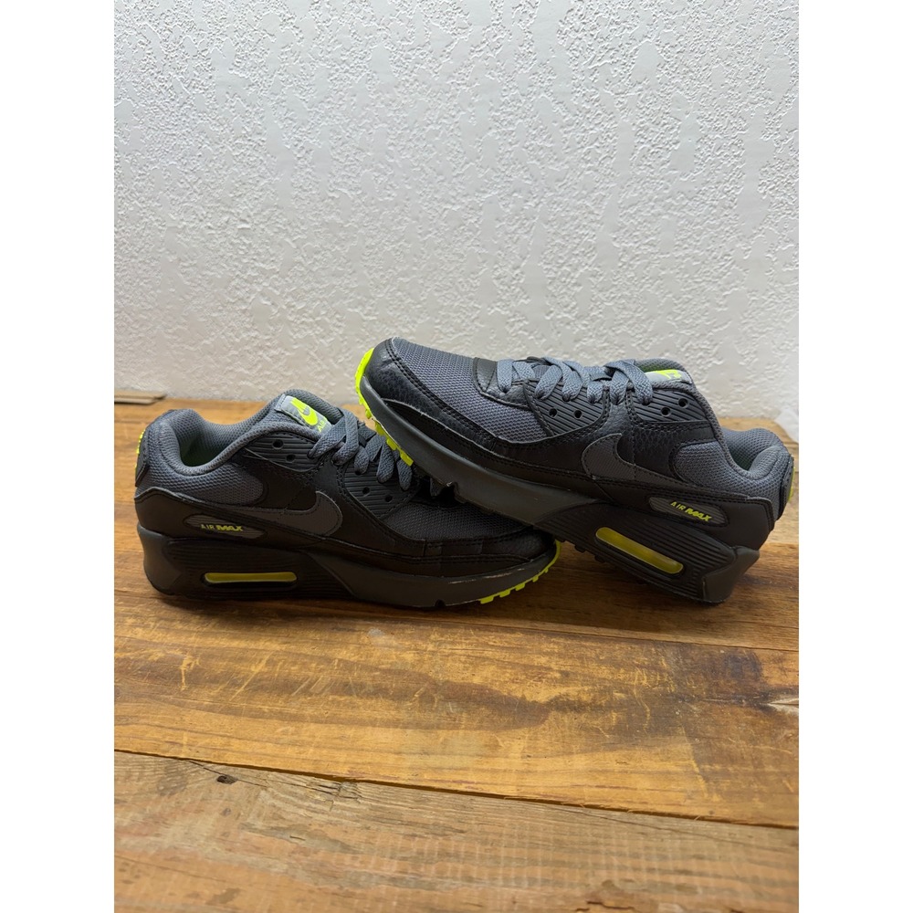 Nike Air Max 90 Anthracite Volt Grey Neon Kids Running Shoes HJ9200-001 Size 4Y - Picture 6 of 8